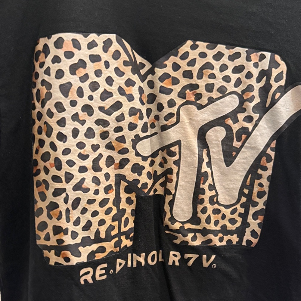 Leopard Print MTV Tee - Picture 3 of 3